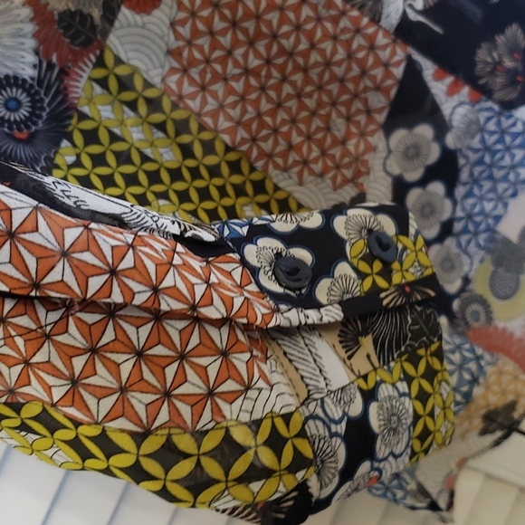 Desigual Dark Floral Abstract Print Sheer Button Front Tunic Blouse, Siz… - Picture 5 of 11